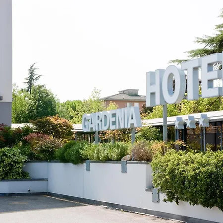Lvg Collection - Gardenia Hotel 3*