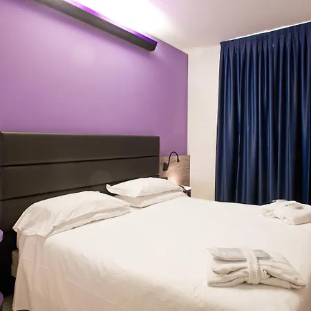 Lvg Collection - Gardenia Hotel 3*