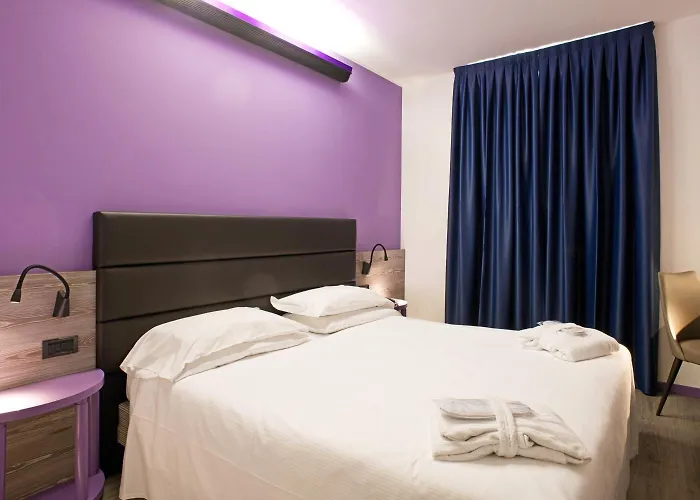 Lvg Collection - Gardenia Hotel 3*