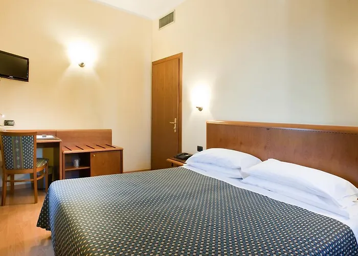 Lvg Collection - Gardenia Hotel