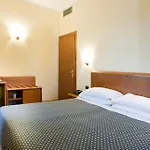 Lvg Collection - Gardenia Hotel
