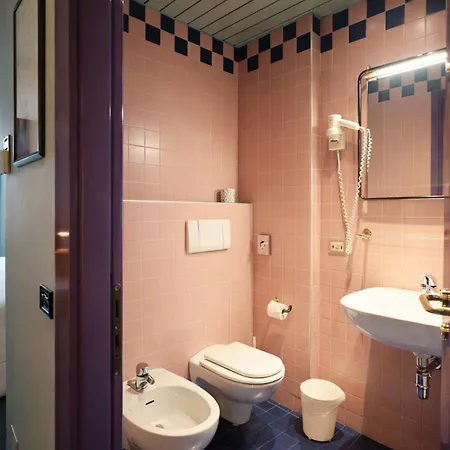 Lvg Collection - Gardenia Hotel 3*